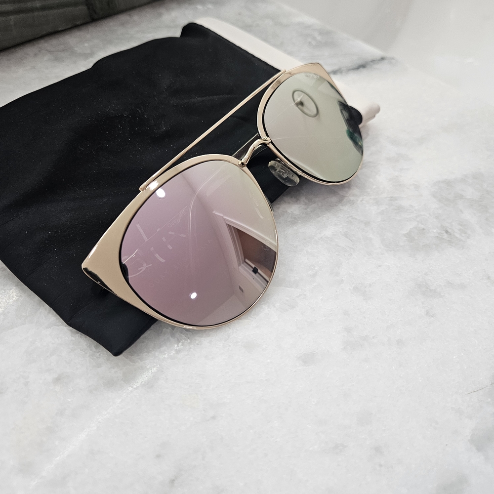 Quay Australia Gold and Pink Mirror Aviator Sunglasses